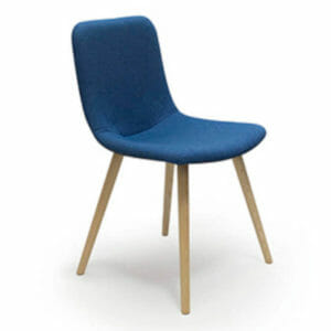Silla café industrial de diseño, cuatro patas madera, Scarlett azul