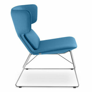 Silla lounge de diseño nórdico, pata patín, Flexi azul